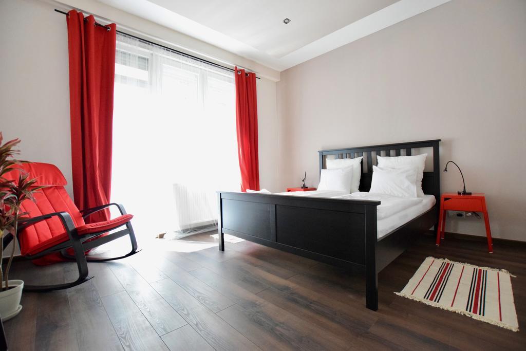 Standard Apartment By Hi5 - Close To Buda Castle Budapest Bagian luar foto